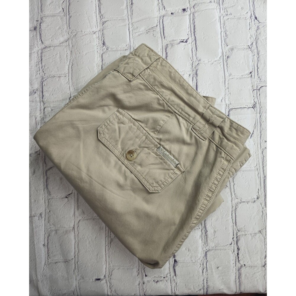 Columbia Women's Sz 8 Khaki Cargo Capri Pants